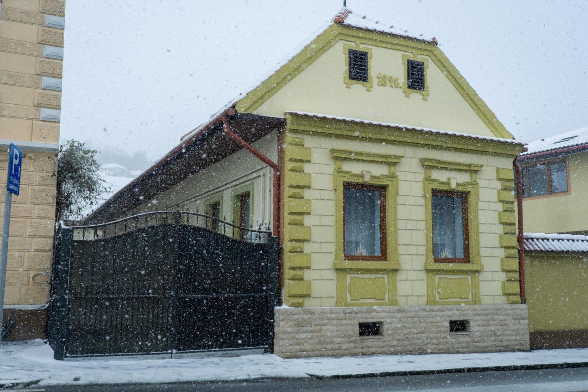 Апартаменты Casa Puscariu Брашов Экстерьер фото